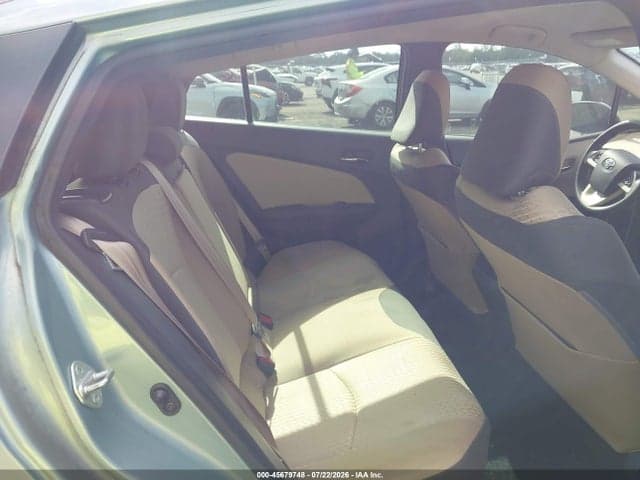 2017 TOYOTA PRIUS TWO 8