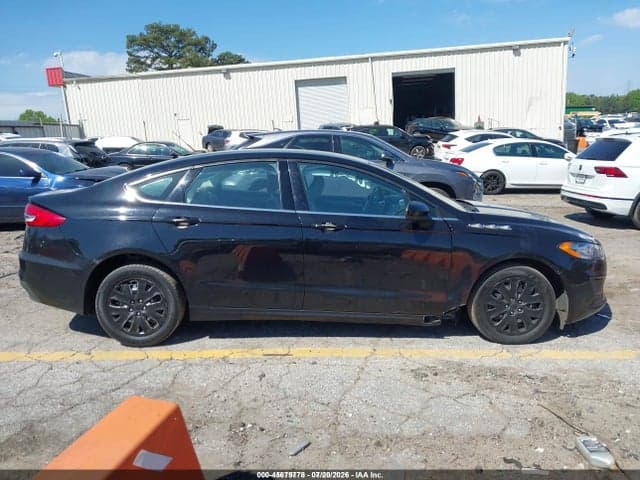 2019 FORD FUSION S 13