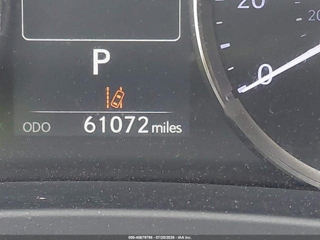 2017 LEXUS IS 200T 15