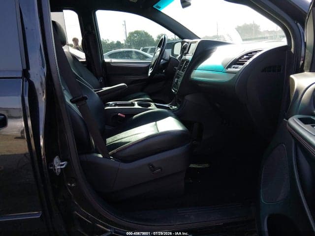 2017 DODGE GRAND CARAVAN GT 5