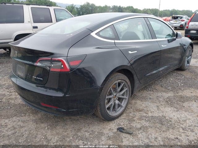 2018 TESLA MODEL 3 LONG RANGE/PERFORMANCE 4