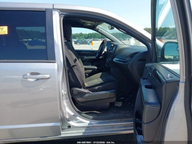 2018 DODGE GRAND CARAVAN SE PLUS 5