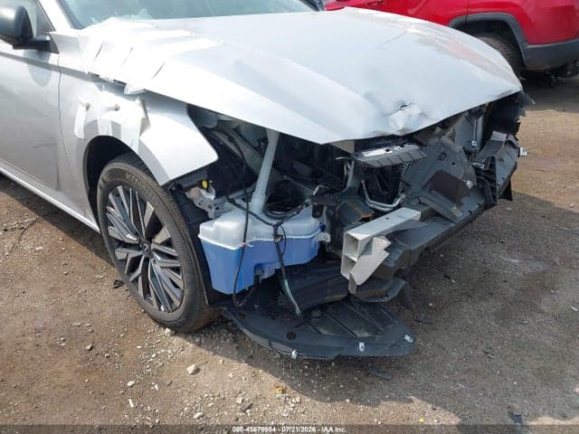 2025 NISSAN ALTIMA SV AWD 6