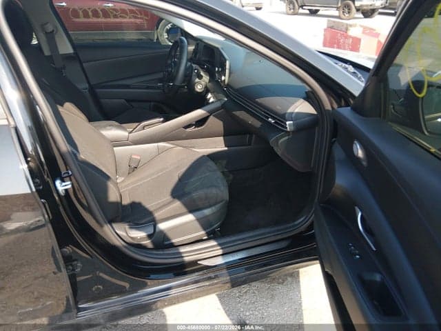 2026 HYUNDAI ELANTRA SE 5