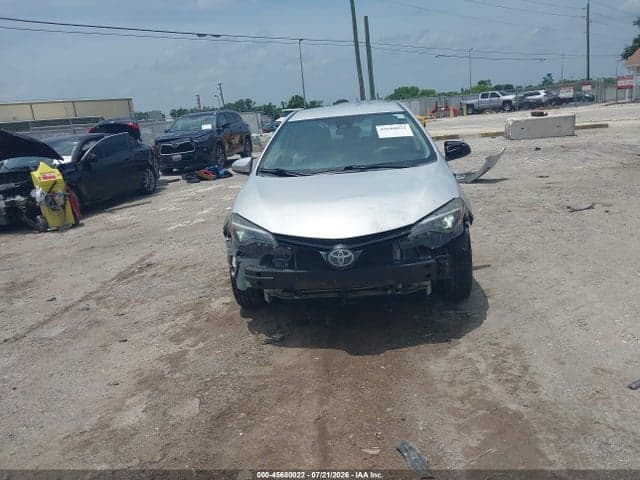 2018 TOYOTA COROLLA LE 12