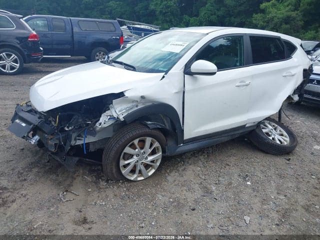 2020 HYUNDAI TUCSON SE 2
