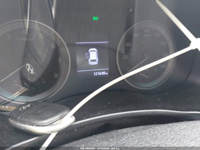 2020 HYUNDAI TUCSON SE 7