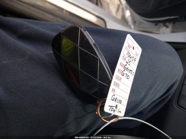 2025 GENESIS G70 2.5T RWD 11