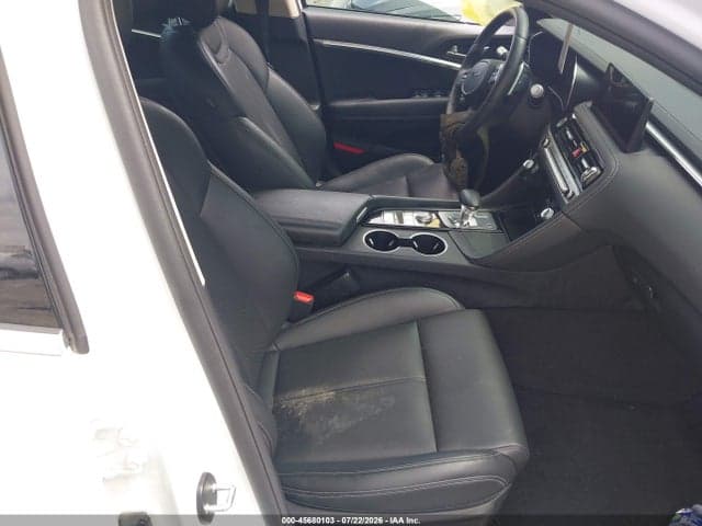 2025 GENESIS G70 2.5T RWD 5