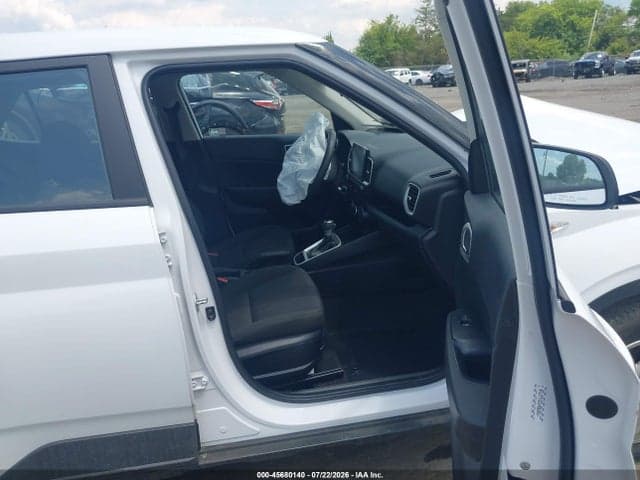 2021 HYUNDAI VENUE SE 5
