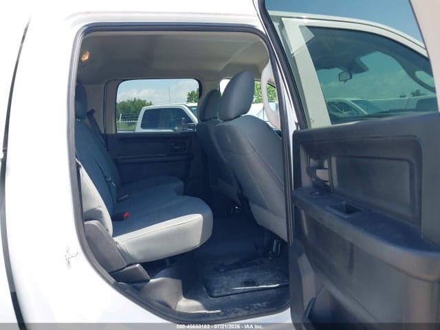 2017 RAM 3500 TRADESMAN 4X4 8' BOX 8