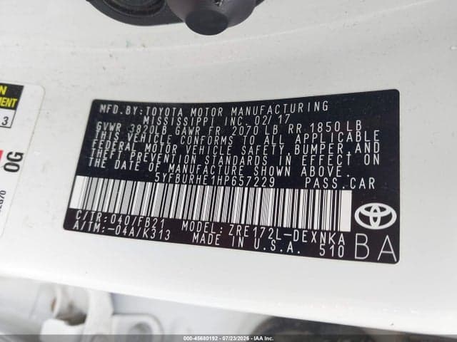 2017 TOYOTA COROLLA LE 9