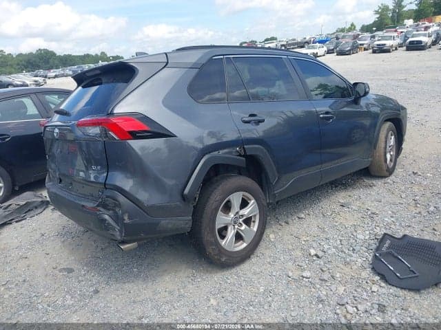 2020 TOYOTA RAV4 XLE 4
