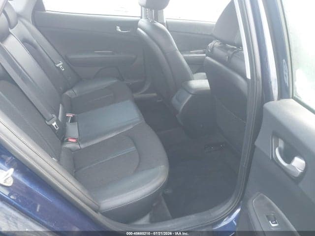 2020 KIA OPTIMA S 8