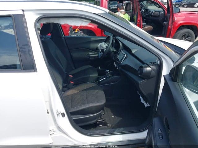 2020 NISSAN KICKS S XTRONIC CVT 5