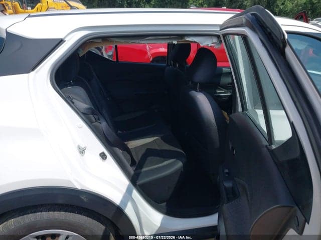 2020 NISSAN KICKS S XTRONIC CVT 8
