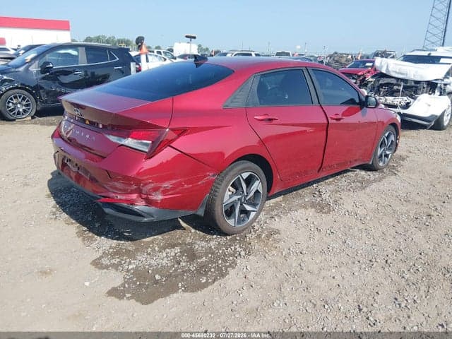 2023 HYUNDAI ELANTRA SEL 4