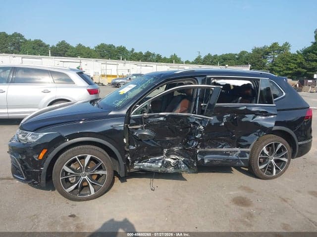 2024 VOLKSWAGEN TIGUAN 2.0T SEL R-LINE 6