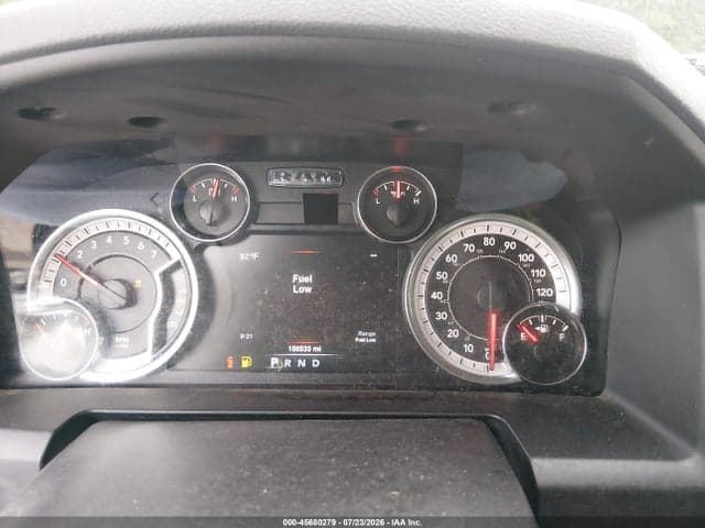 2019 RAM 1500 CLASSIC BIG HORN 4X2 5'7 BOX 7