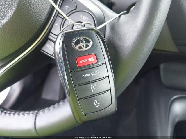 2024 TOYOTA COROLLA SE 11