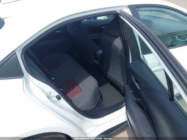 2024 TOYOTA COROLLA SE 8