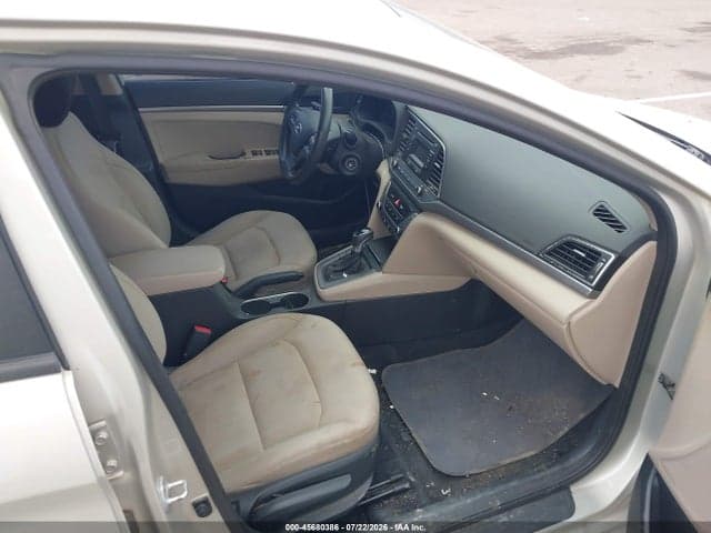 2017 HYUNDAI ELANTRA SE 5