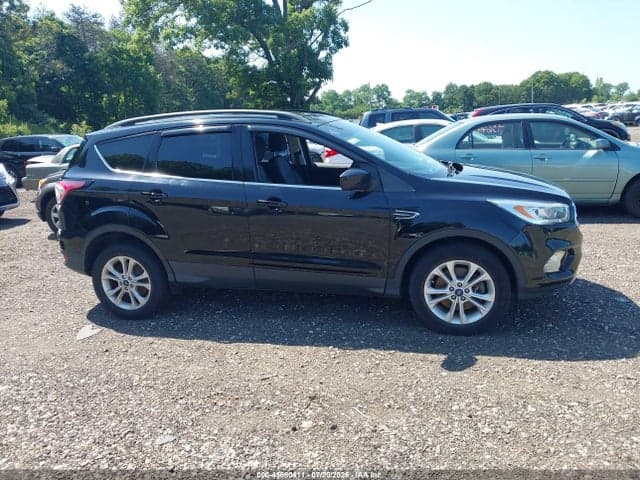 2017 FORD ESCAPE SE 13