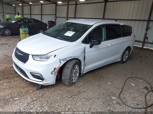 2024 CHRYSLER PACIFICA TOURING L 2