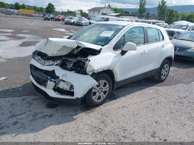 2018 CHEVROLET TRAX LS 2