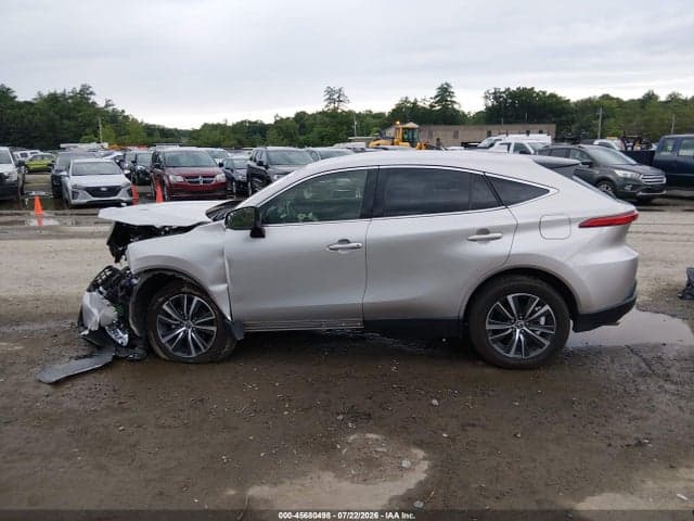 2022 TOYOTA VENZA LE 14
