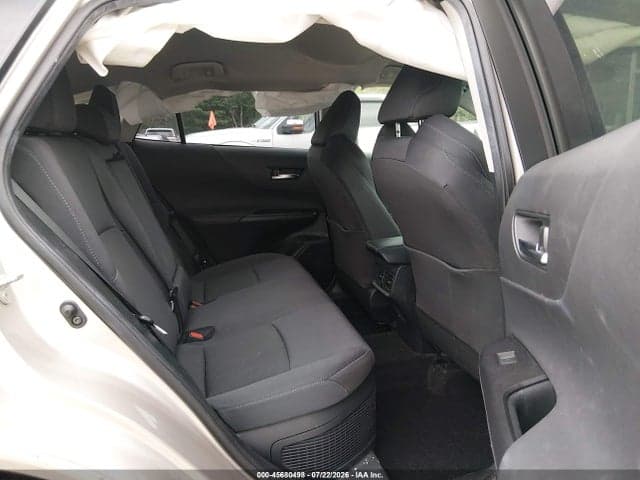 2022 TOYOTA VENZA LE 8