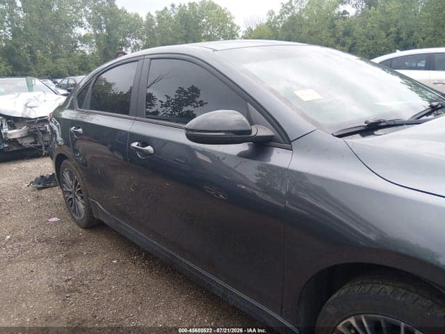 2022 KIA FORTE GT-LINE 13