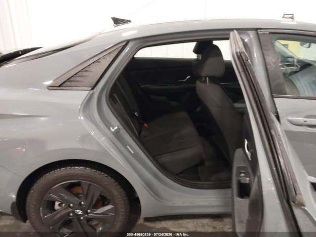 2022 HYUNDAI ELANTRA HYBRID BLUE 8
