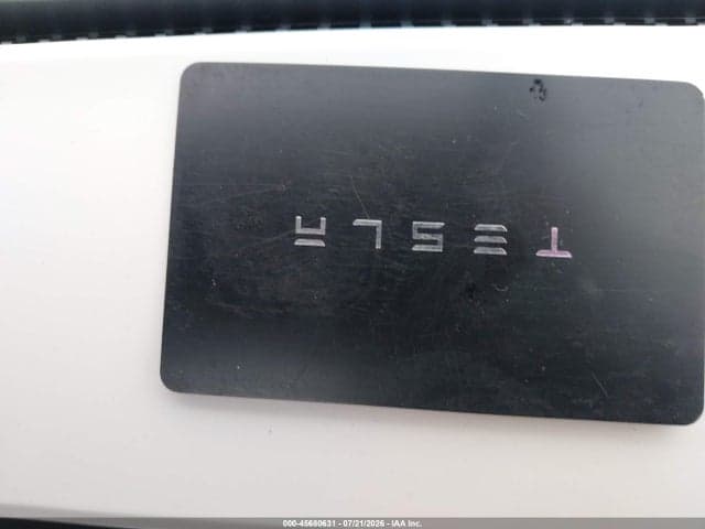 2024 TESLA MODEL Y PERFORMANCE DUAL MOTOR ALL-WHEEL DRIVE 11