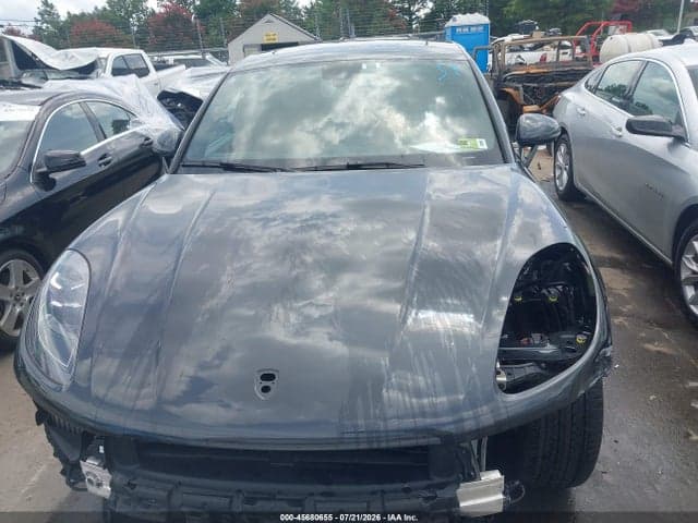 2022 PORSCHE MACAN S 13