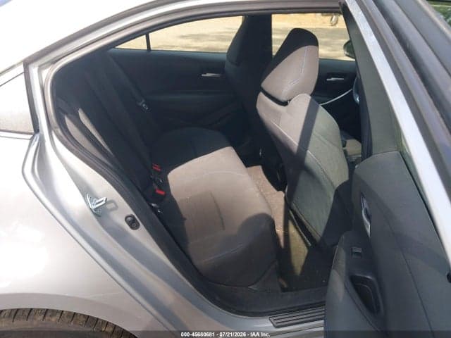 2022 TOYOTA COROLLA SE 8