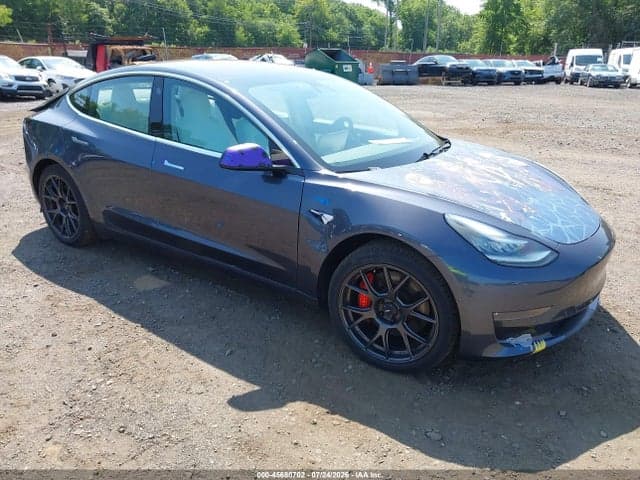 2018 TESLA MODEL 3 LONG RANGE/PERFORMANCE 1