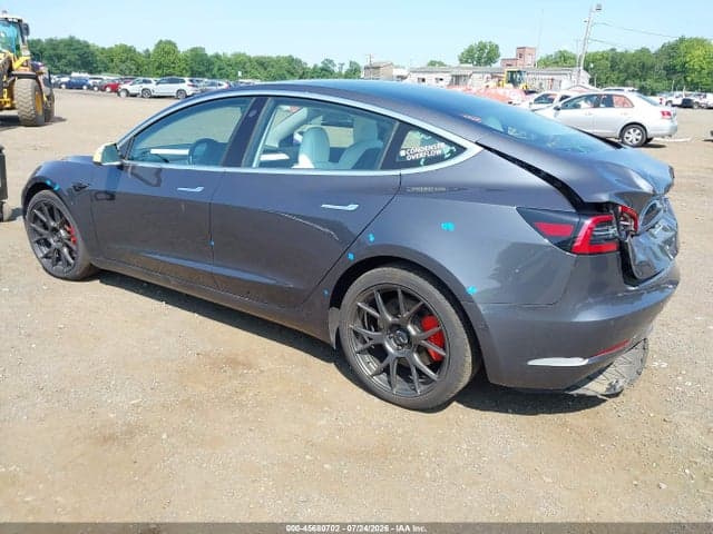 2018 TESLA MODEL 3 LONG RANGE/PERFORMANCE 3