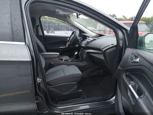 2018 FORD ESCAPE SE 5