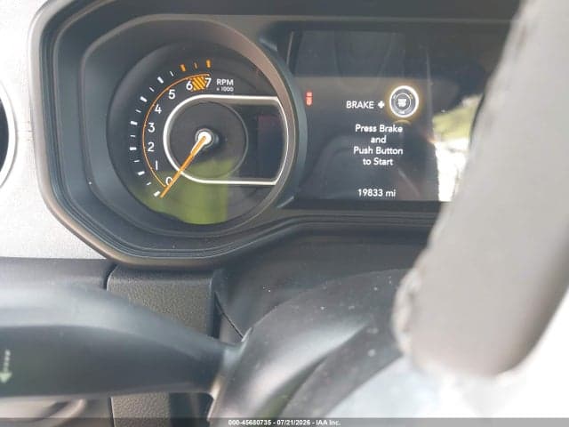 2025 JEEP WRANGLER 4-DOOR SAHARA 4X4 7