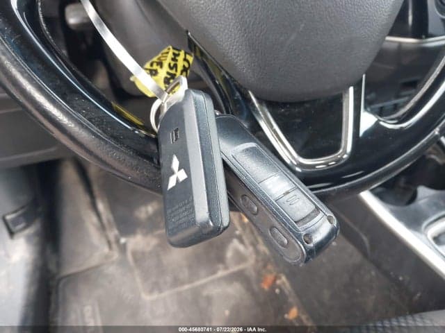 2017 MITSUBISHI OUTLANDER SE 11