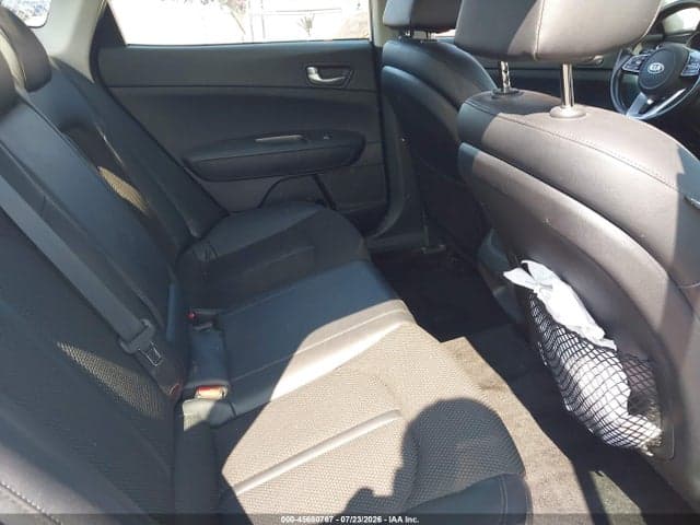 2019 KIA OPTIMA S 8