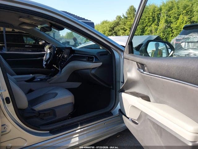 2021 TOYOTA CAMRY SE 5