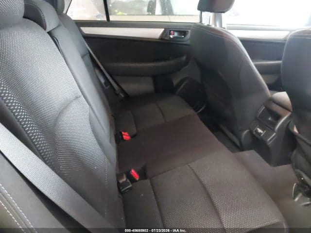 2018 SUBARU OUTBACK 2.5I PREMIUM 8