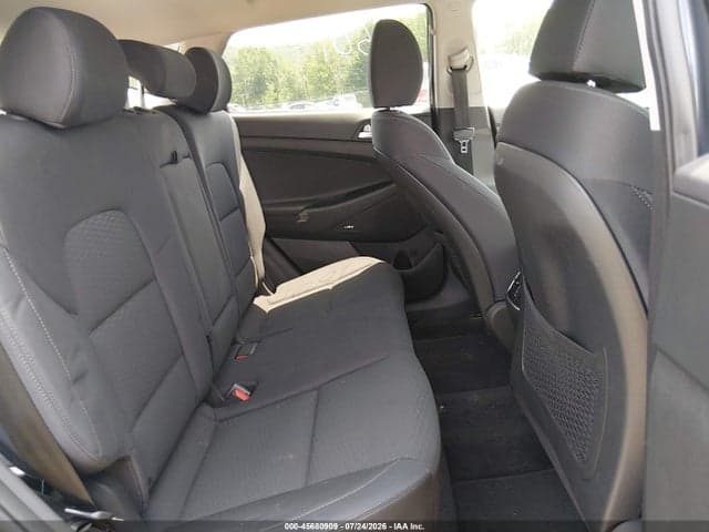 2021 HYUNDAI TUCSON SPORT 8
