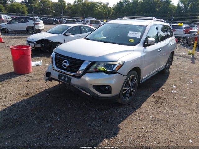 2017 NISSAN PATHFINDER PLATINUM 2