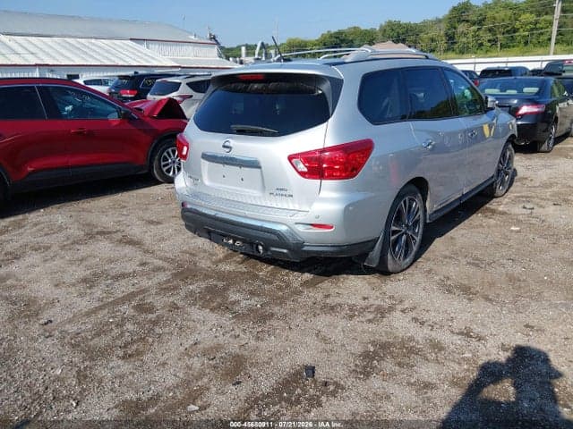2017 NISSAN PATHFINDER PLATINUM 4
