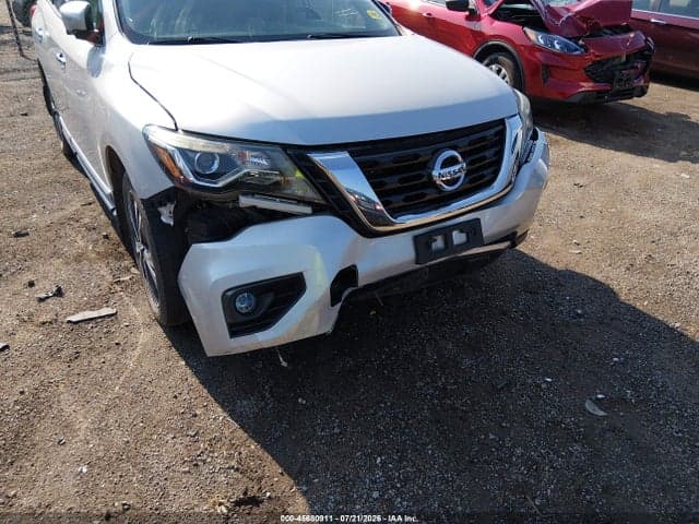 2017 NISSAN PATHFINDER PLATINUM 6