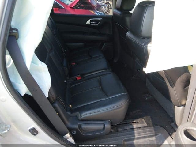 2017 NISSAN PATHFINDER PLATINUM 8