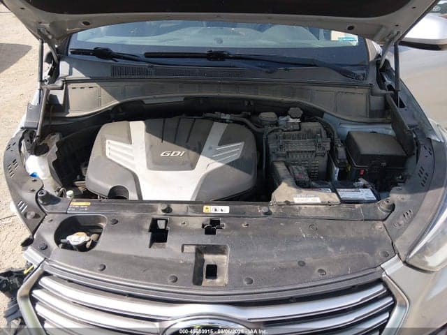 2018 HYUNDAI SANTA FE SE 10